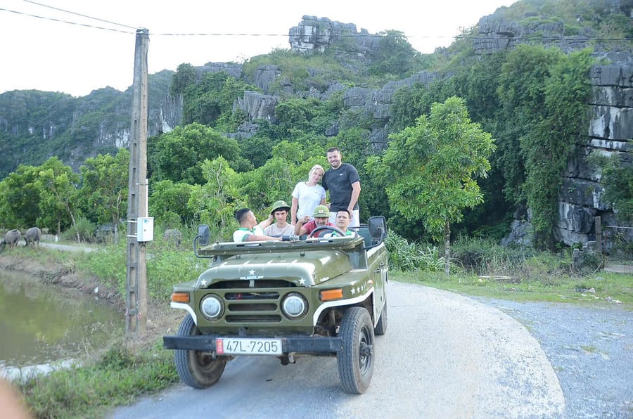Ninh-Binh-Jeep-Tour-2-days-1-night