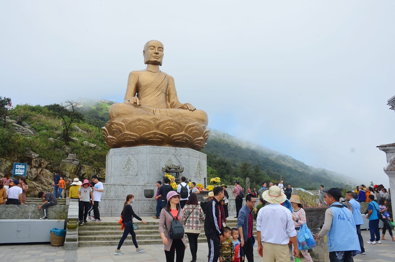 Tour Hạ Long yên tử 2 ngày 1 đêm