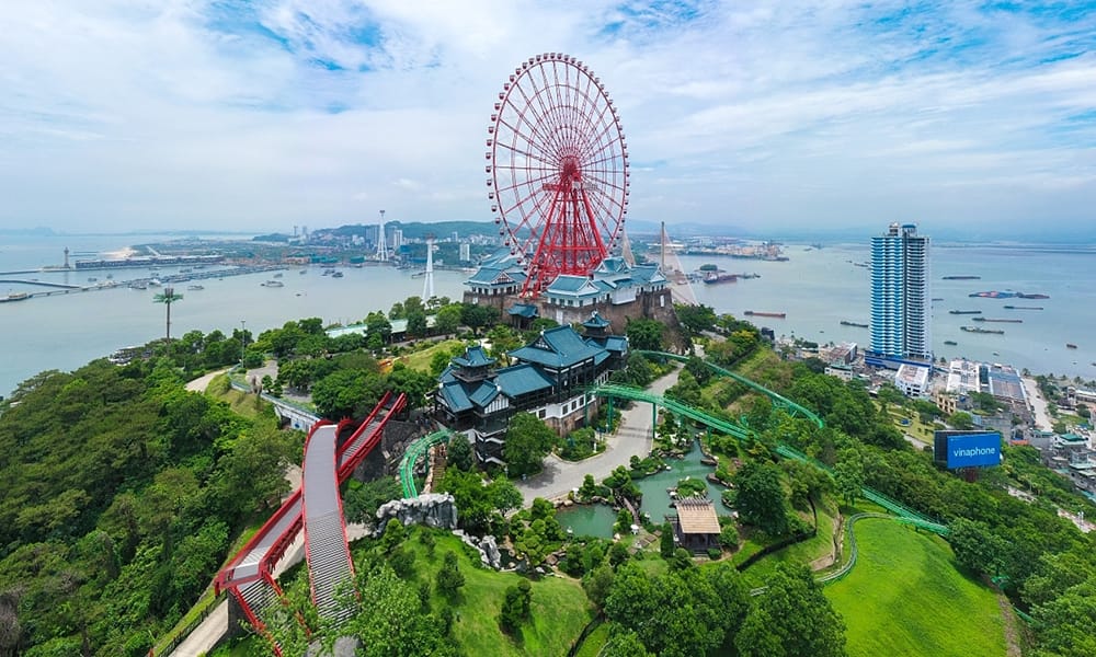 vui chơi tại Sun World Ha Long Park