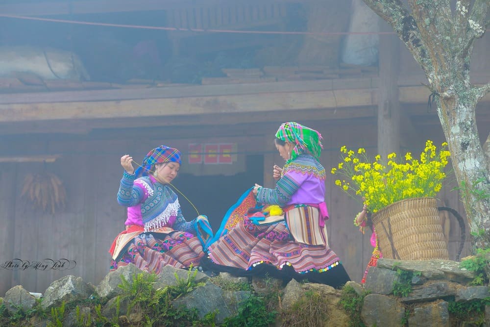 thăm những ngôi nhà sàn nhỏ xinh của người Thái