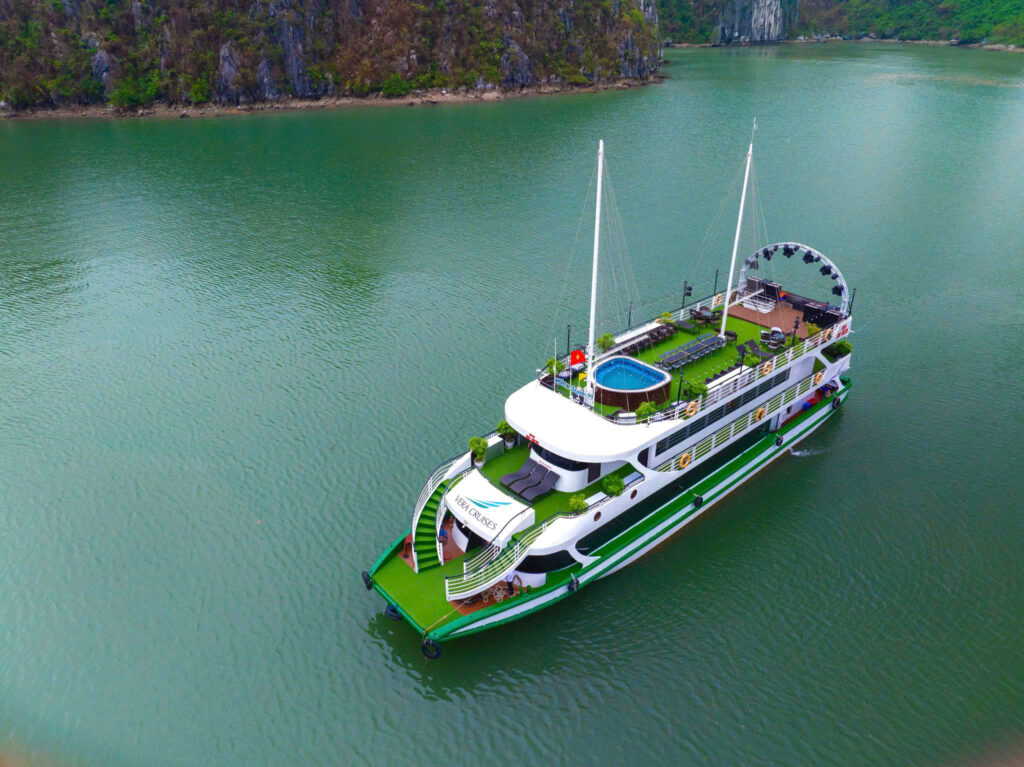 Du Thuyền Vera Halong Cruise 