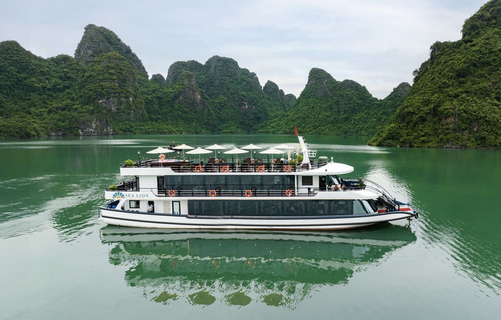 Sea Lion Cruise Halong