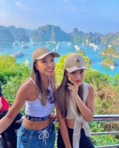 Điểm checkin hot ở hang Sửng Sốt