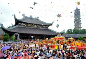 Lễ Hội Chùa Bái Đính Ninh Bình
