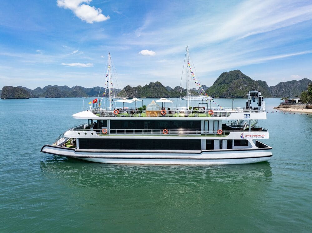 Otis Premium Cruise Halong